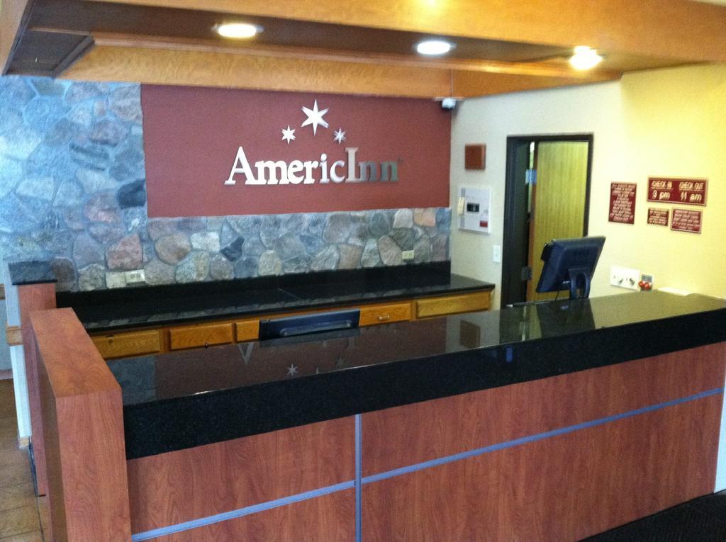 Americinn By Wyndham Fargo West Acres Exterior foto